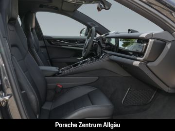 Porsche Panamera - 12