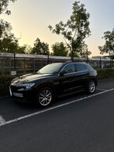 Alfa Romeo Stelvio 2.2 Diesel 16V 154kW Super AT8-Q4 Super - Alfa Romeo in Kassel