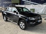 Volkswagen Amarok - Volkswagen Amarok: Schwarz