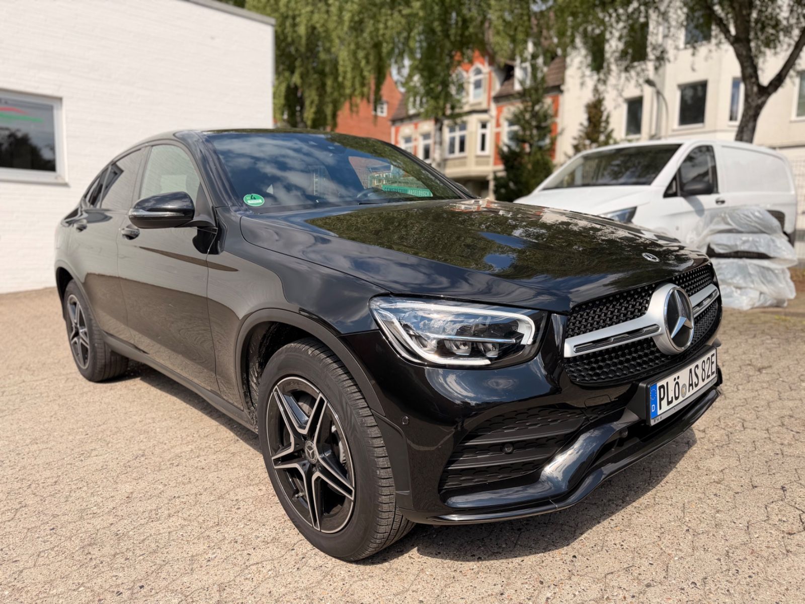 MERCEDES-BENZ GLC 300de 4M Coupe 3xAMG-Line'HUD'Digital-Tacho'