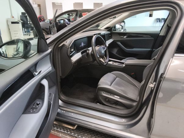 Volkswagen Passat Variant - Bild 6