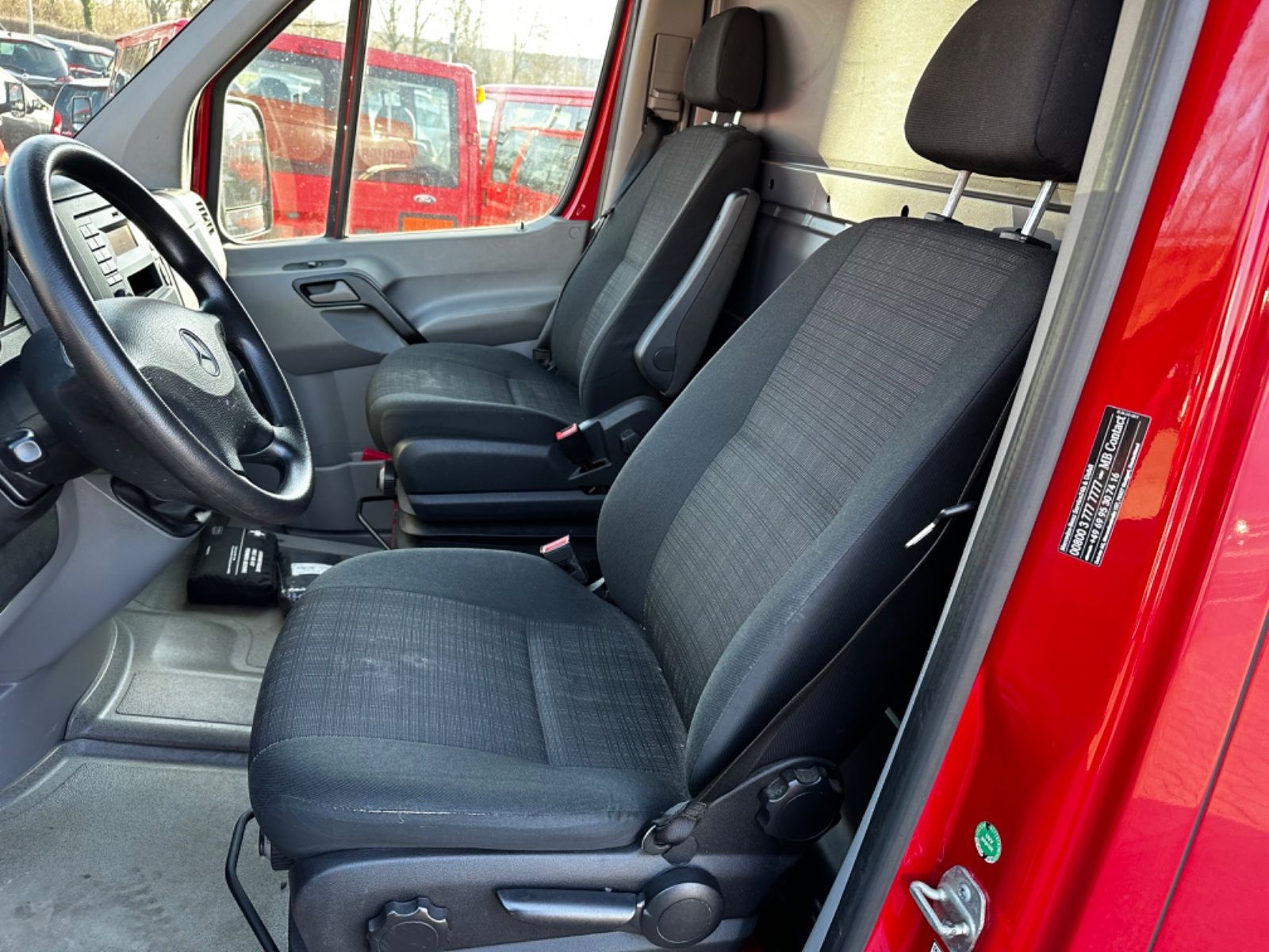 Fahrzeugabbildung Mercedes-Benz Sprinter II Kasten 314CDI Klima Werkstattausrüst