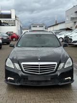 Mercedes-Benz E 220 AMG-LINE E T-Modell  CDI BlueEfficiency - Mercedes-Benz E 220: Cdi T Modell