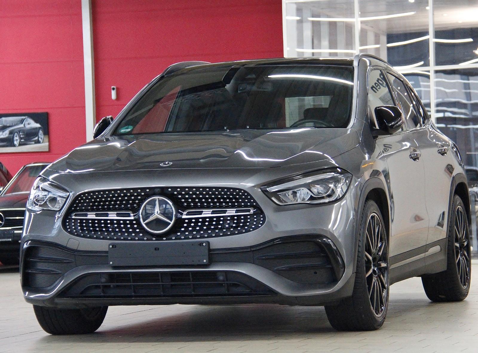 Mercedes-Benz GLA200d AMG NiGHT *KAMERA*PANORAMA*20"AMG*