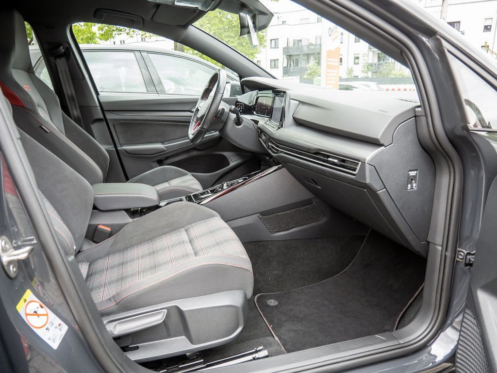 Volkswagen Golf - Bild 7