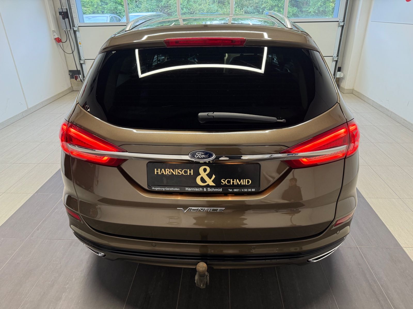 Fahrzeugabbildung Ford Mondeo Turnier Vignale, Navi, Business-Paket
