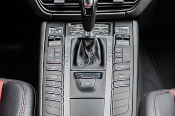 Fahrzeugabbildung Porsche Macan 2,0 Ltr. |21 ZOLL|PASM|PTM|ABD
