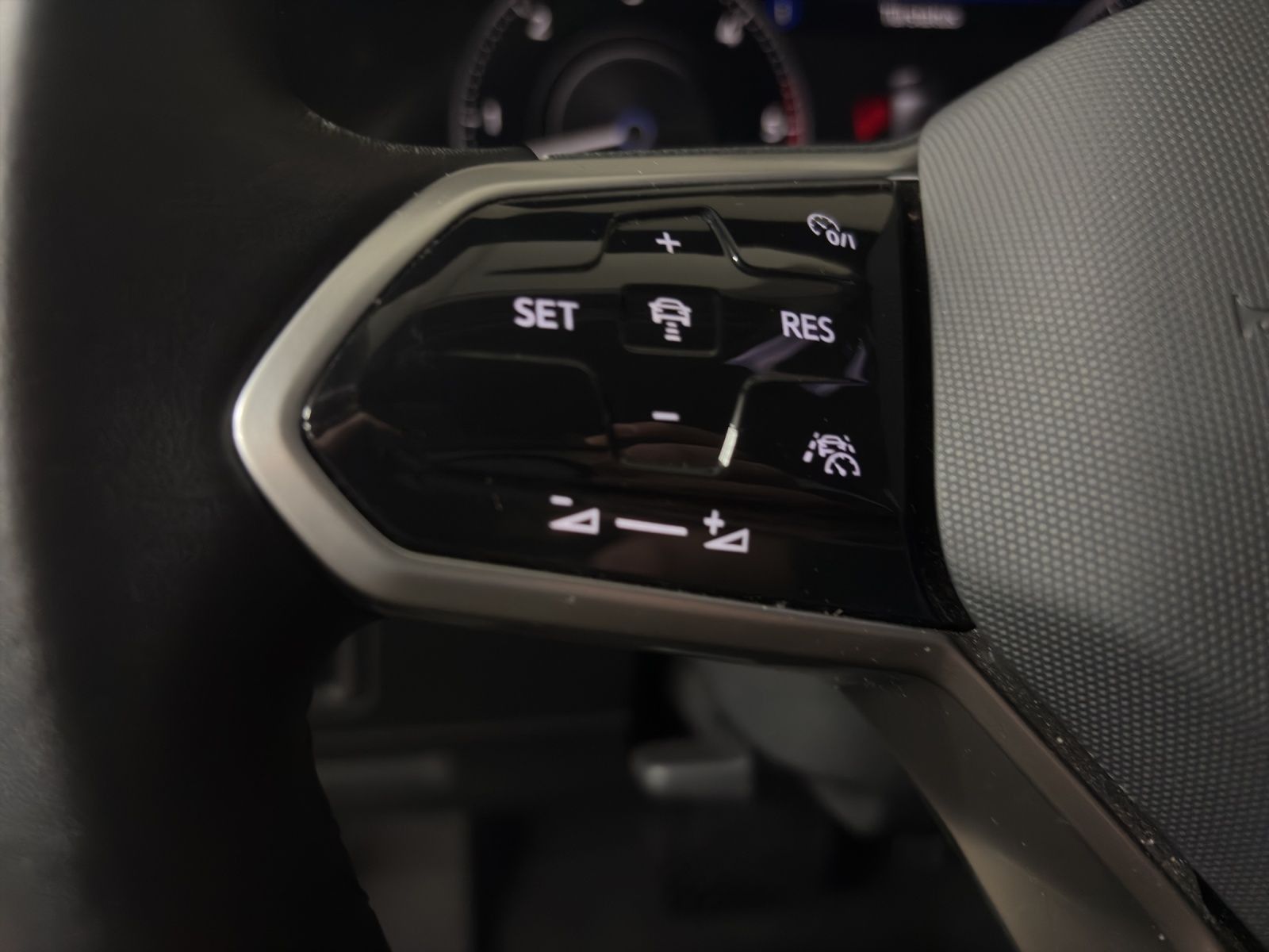 Volkswagen Touareg - Bild 23