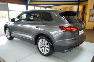 Volkswagen Touareg - 3