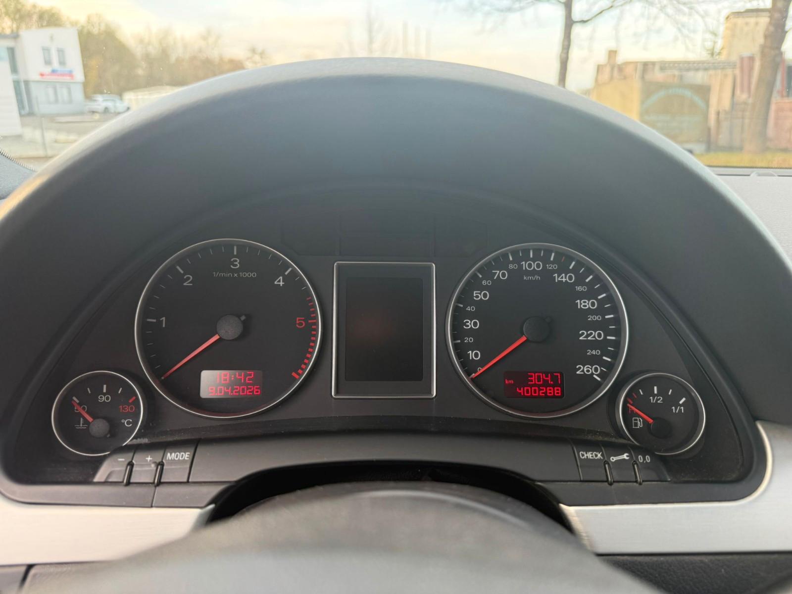 Audi Quattro 2005 — photo 15