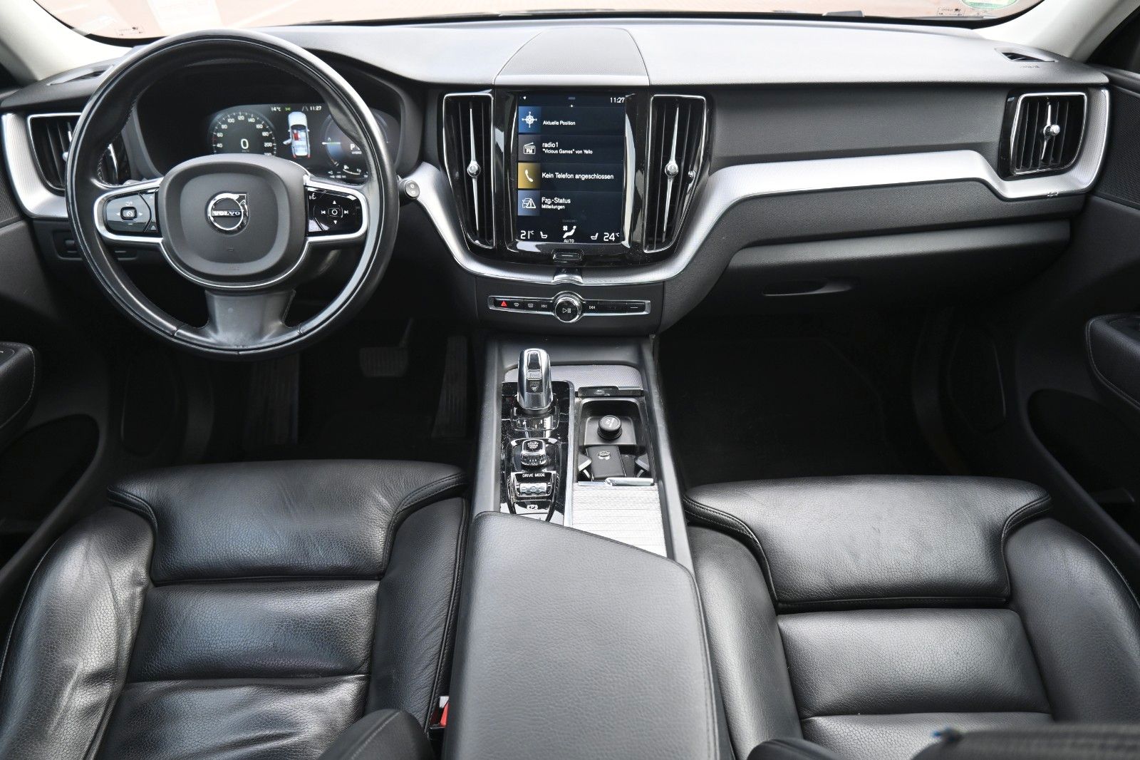 Fahrzeugabbildung Volvo XC60 T8 RC AWD Inscription*PANO*RFK*BLIS*DAB*AHK