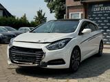 Hyundai i40 cw Premium - Hyundai: Unfallwagen