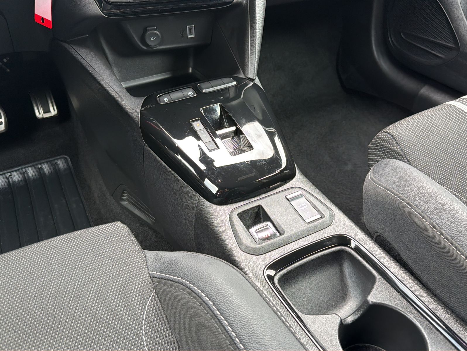 Fahrzeugabbildung Opel Corsa GS 1.2T - Hybrid - Automatik