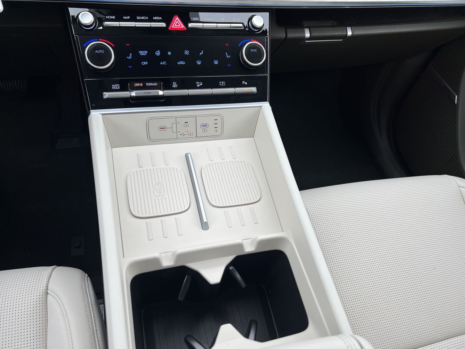 Hyundai Santa Fe – Bild 19