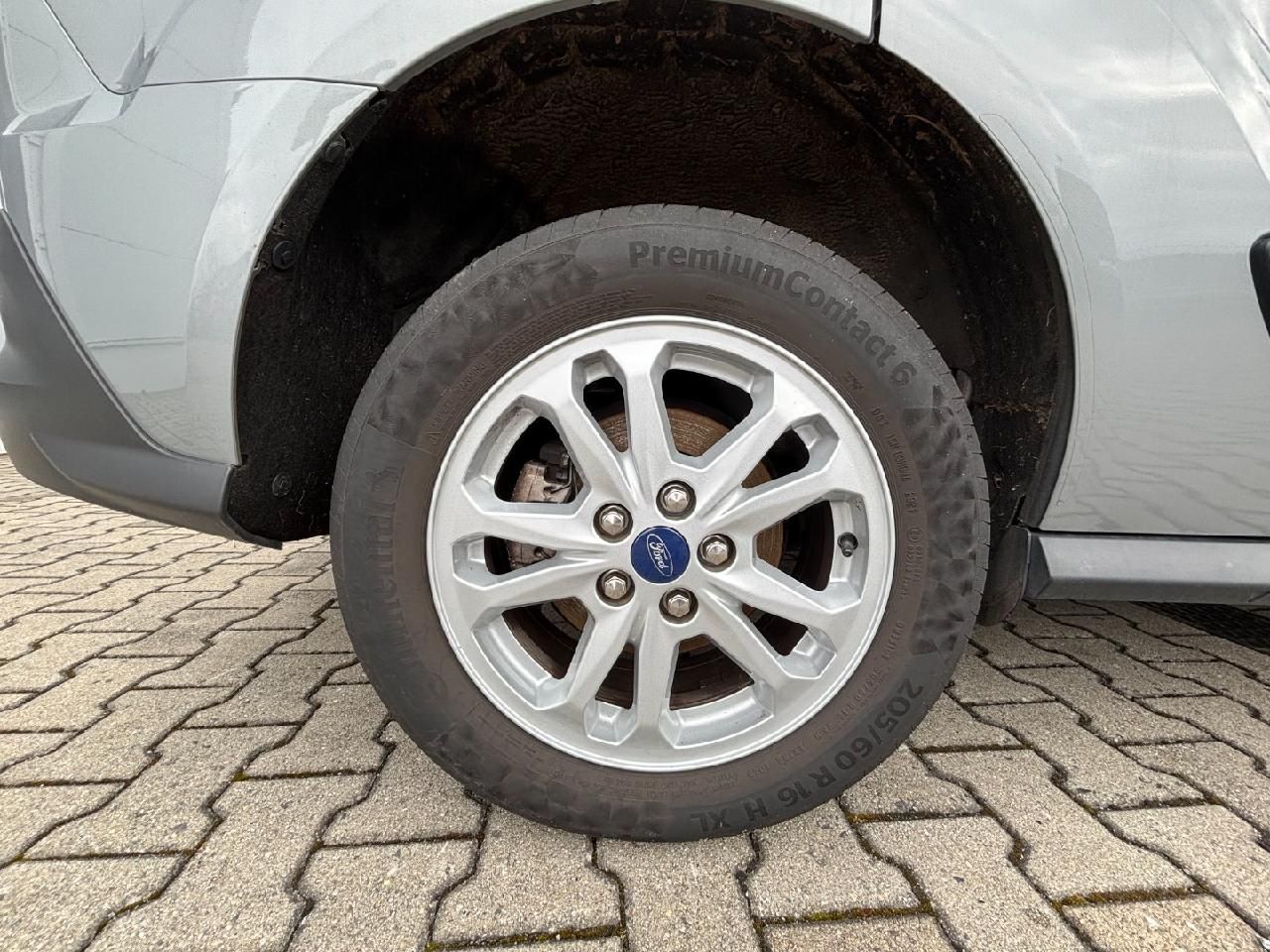 Fahrzeugabbildung Ford Tourneo Connect Kfz-St: 274€, 8566 BUT00172