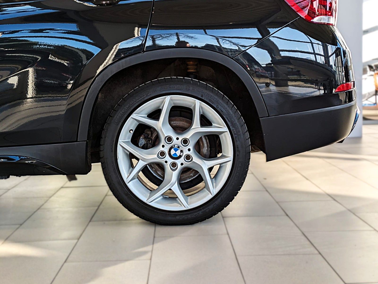 Fahrzeugabbildung BMW X1 25 d xDrive SPORT NAVI XENON H/K SOUND AHK