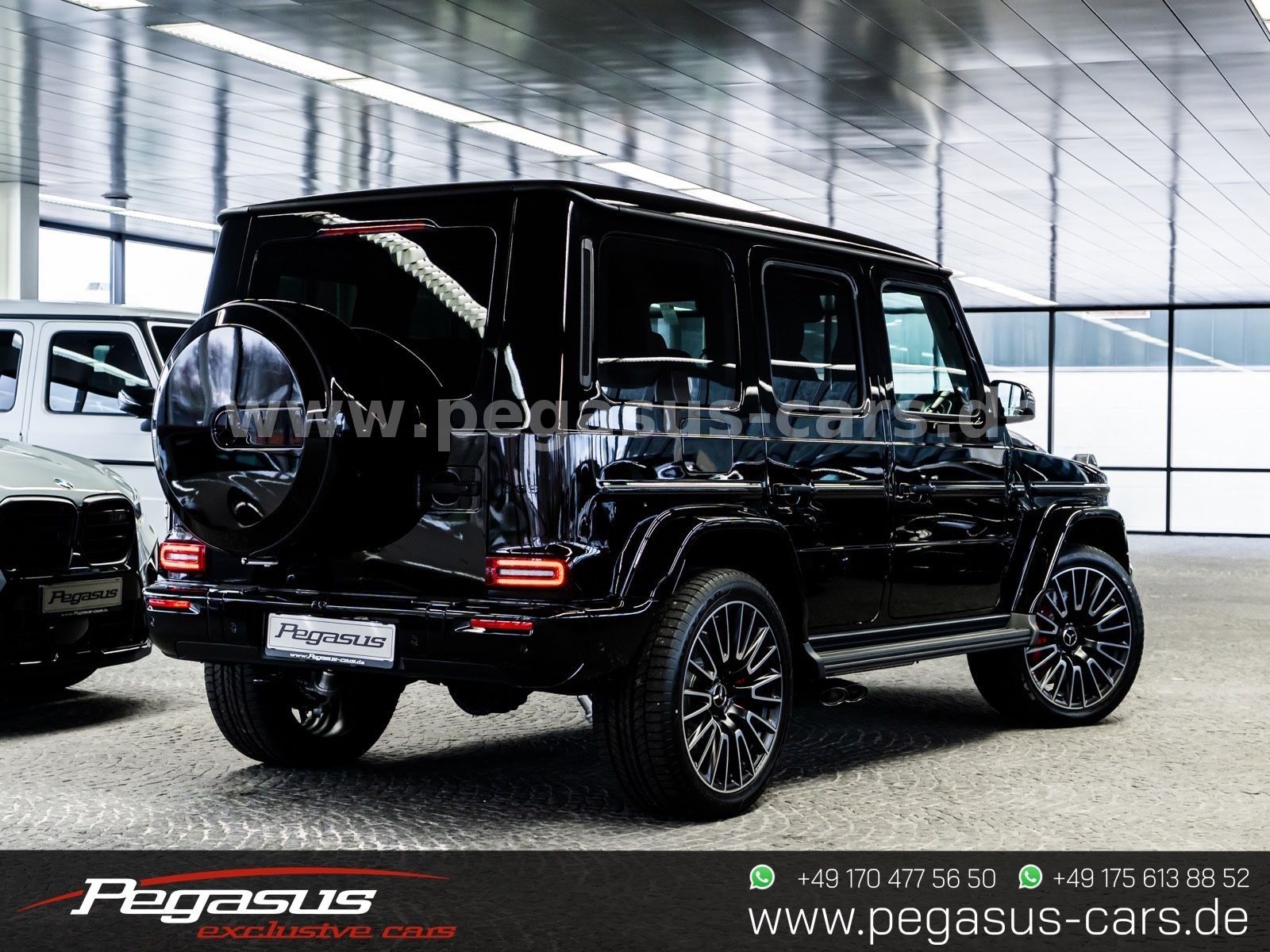 MERCEDES-BENZ G 63 AMG - 19