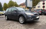 Ford Focus Turnier 1.6 Concept Klimaautomatik Tempom. - Ford Focus Concept mit Benzin-Antrieb
