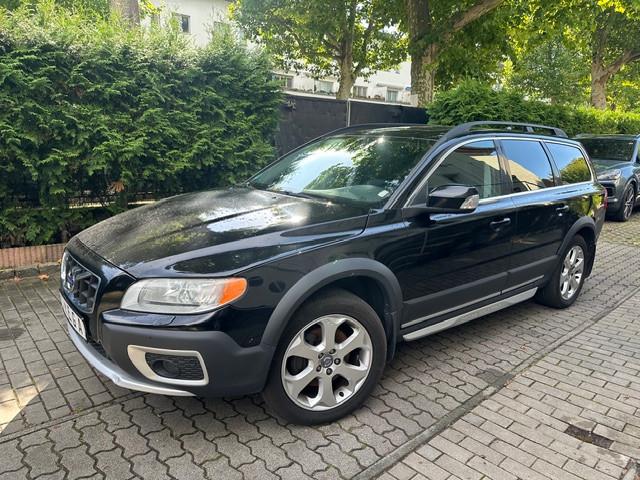 Volvo XC70 CROSS COUNTRY SUMMUM AWD ATM bei 132TKM