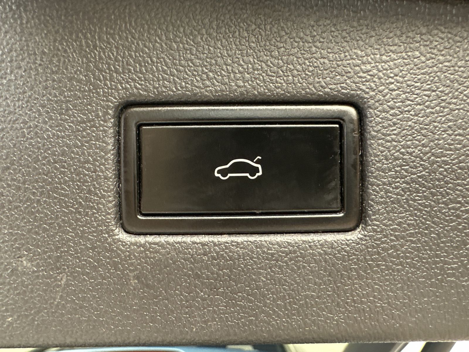 Fahrzeugabbildung Volkswagen Tiguan Allspace 4M 7-Sitzer NAV+LED+PANO+HEAD-UP