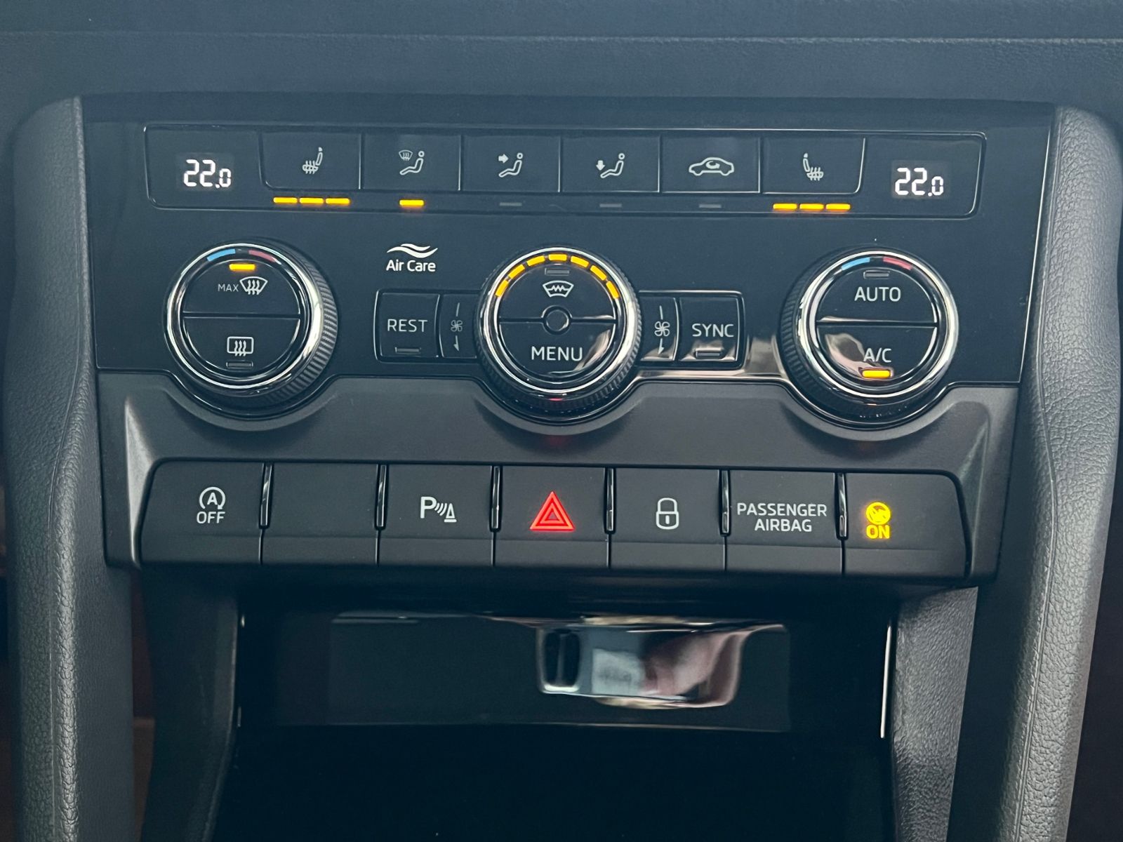 Fahrzeugabbildung SKODA Kodiaq Style 2.0 TDI DSG *Garantie, AHK, LED, AC