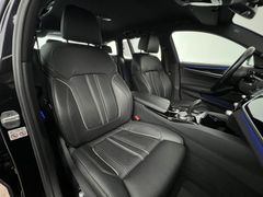 BMW 520d TOURING xDrive M PAKET /89tKM / 2023/ 1.H BMW 520d TOURING xDrive M PAKET /89tKM / 2023/ 1.H