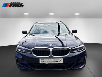 BMW 330e xDrive Touring A Head-Up DAB LED RFK Shz