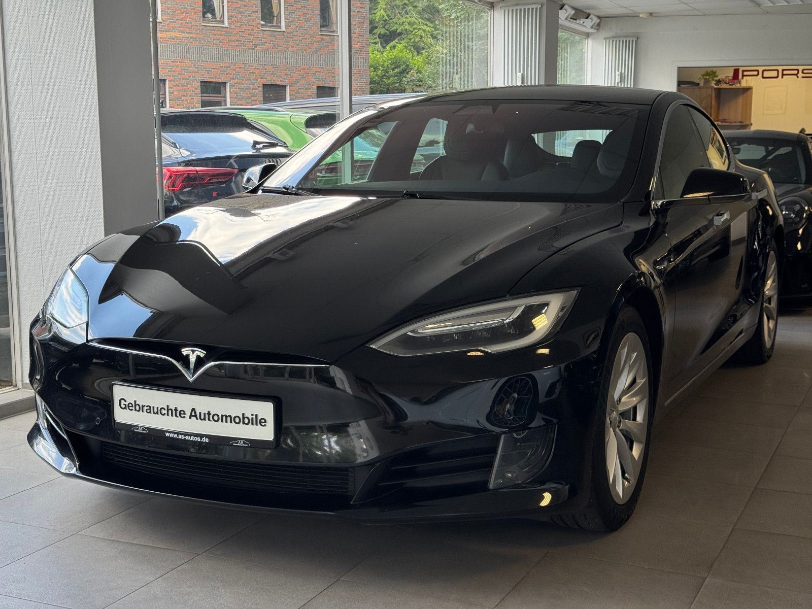 TESLA Model S 75 Gratis-Supercharger-Free 1-Hand SC01