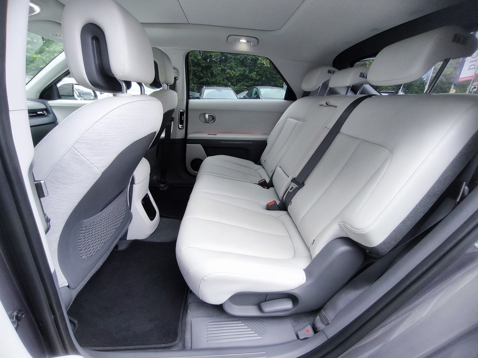 Fahrzeugabbildung Hyundai Ioniq 5 Techniq PANO+NAVI+LED+SHZ+KAMER+ACC+19"+