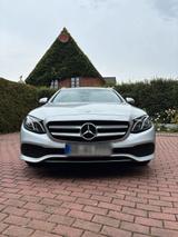 Mercedes-Benz Mercedes E220 Avantgarde - Mercedes-Benz E 220 Gebrauchtwagen in Lübeck