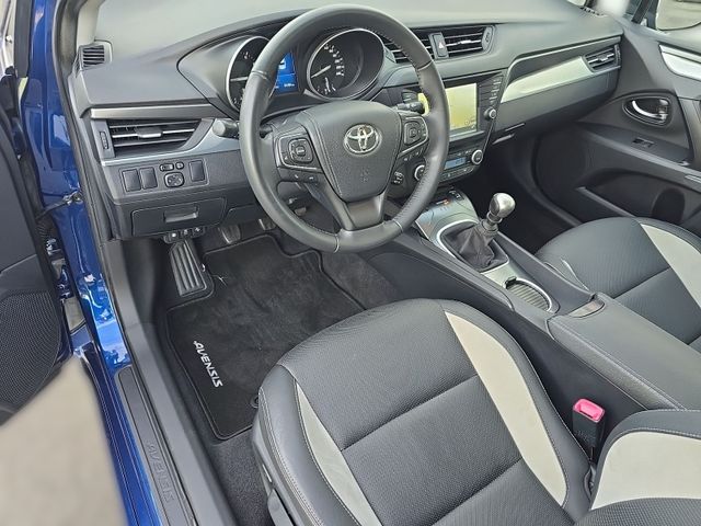 Avensis 1.8 Edition TS Leder*Pano*LED