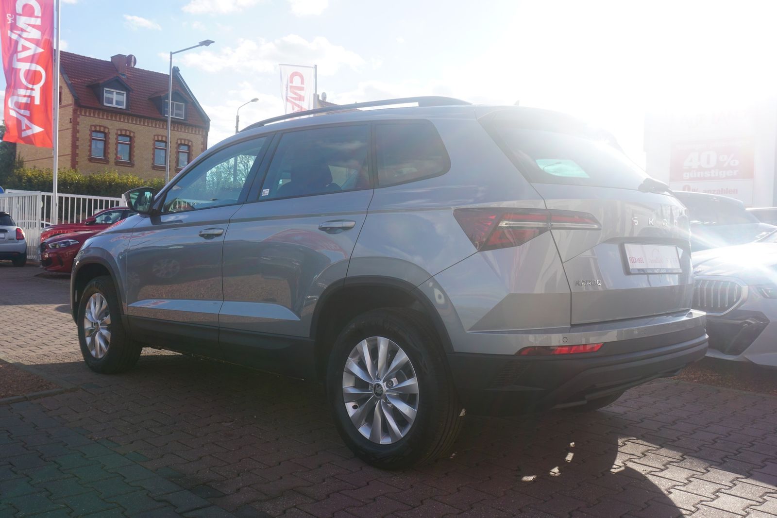 Skoda Karoq 1.5 TSI LED Sitzheizung Tempomat AHK imagem 3