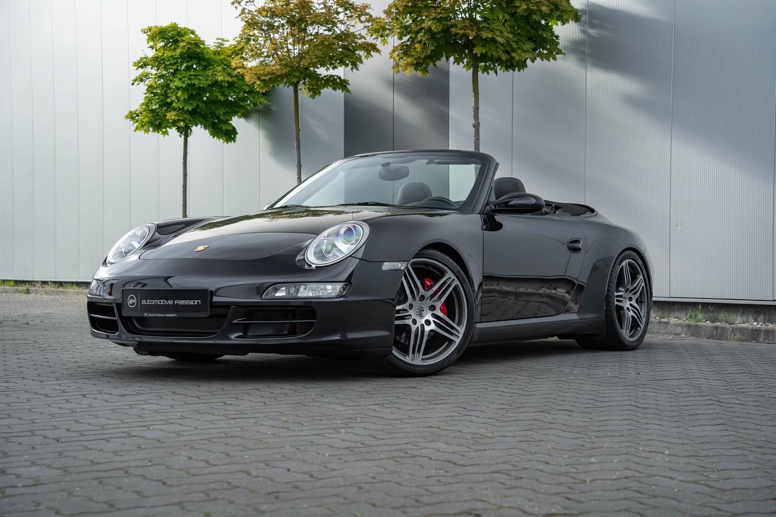 Porsche 911/997 Carrera S Cabrio *6G Schalter*Sportabgas