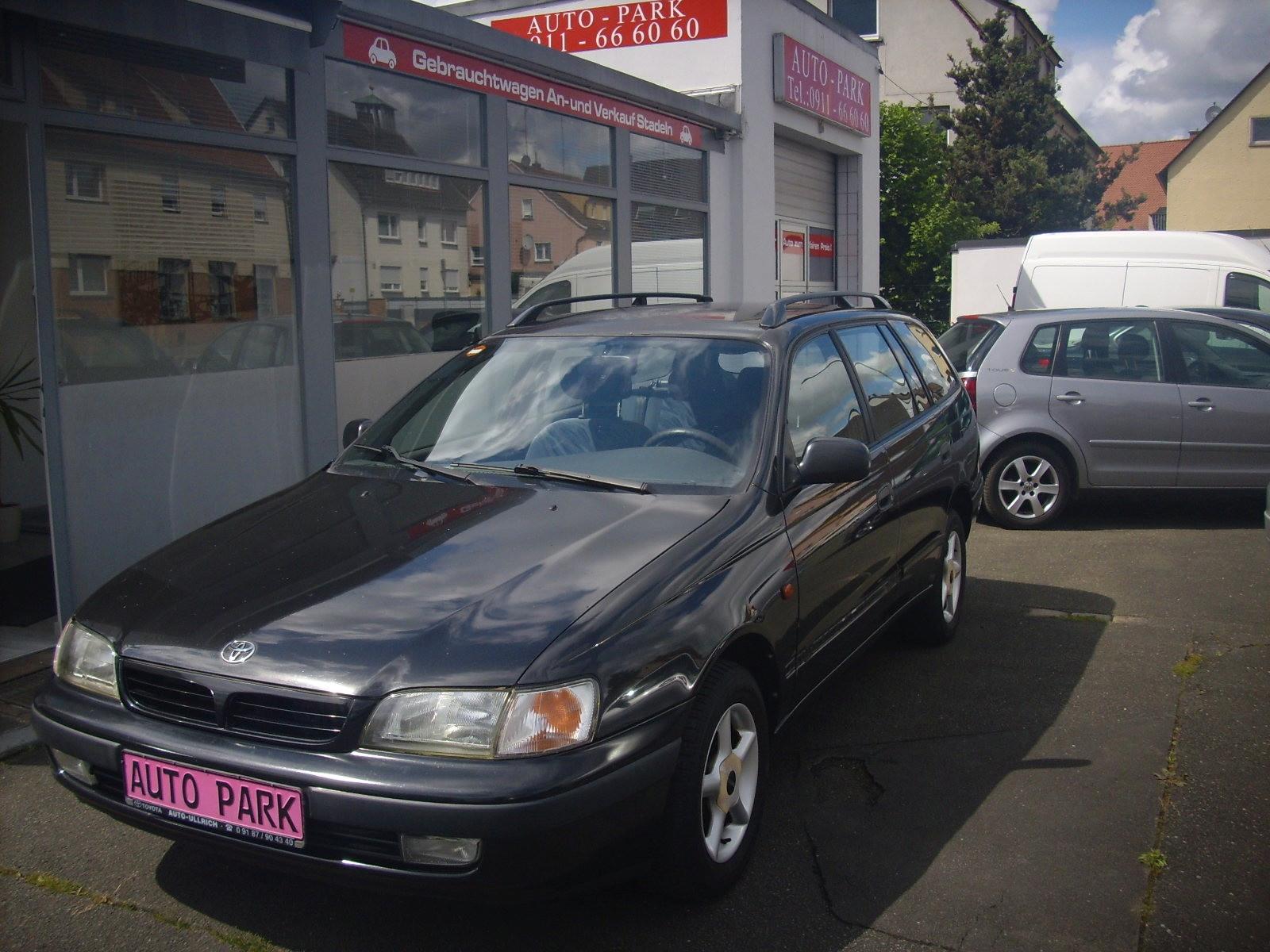 Toyota Carina E 1,8 GLi Magic 1.Hand wenig Kilometer KD
