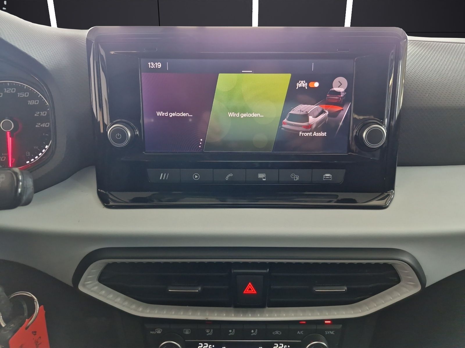 Fahrzeugabbildung SEAT Arona Style 1.0 TSI KLIMA LED