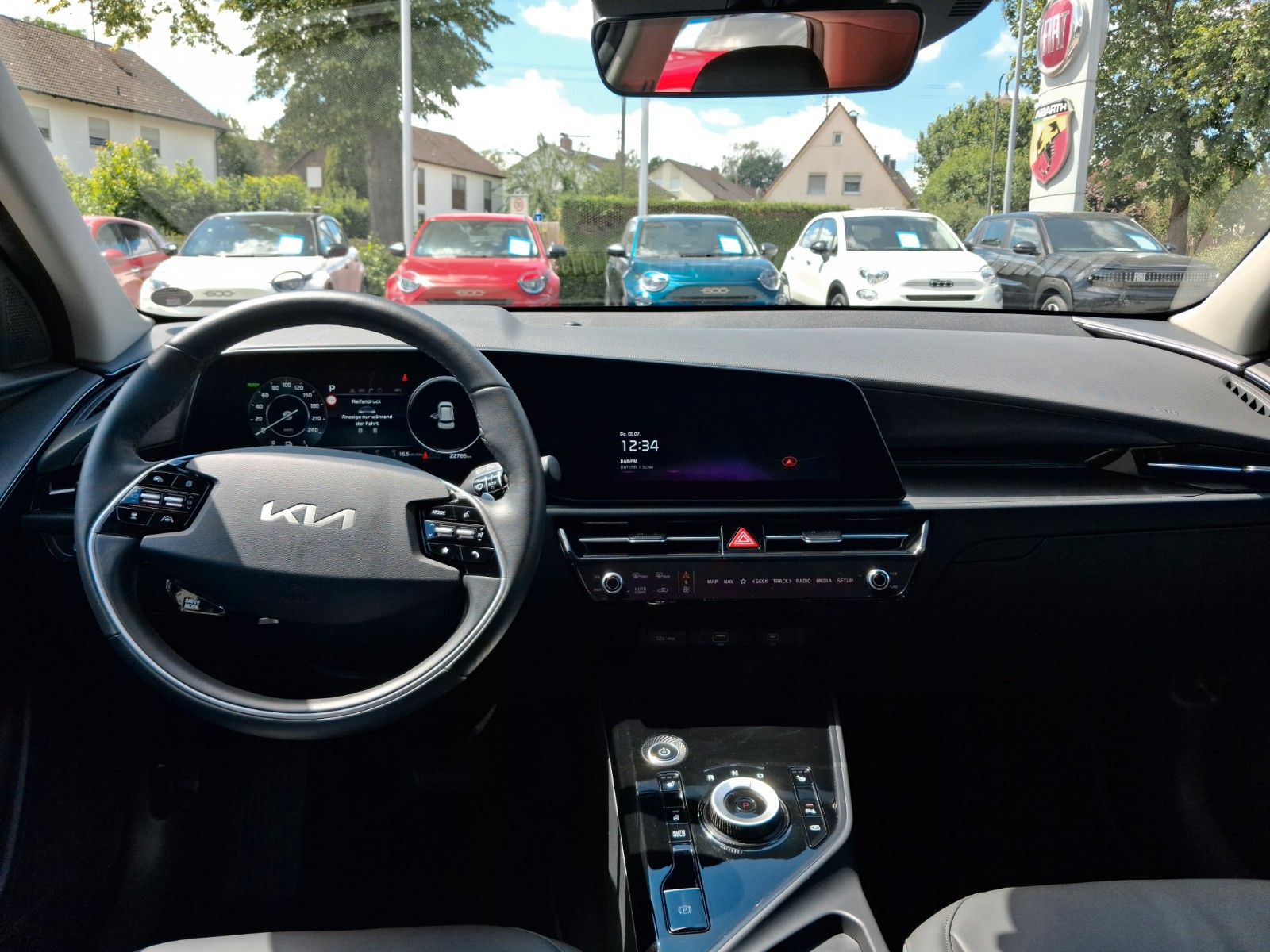 Fahrzeugabbildung Kia Niro e-Niro Vision AHK Navi Allwetter Teilleder