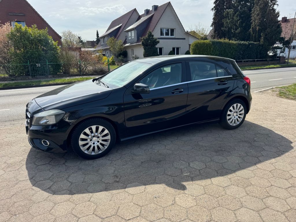 Angebot ansehen Mercedes-Benz A 180