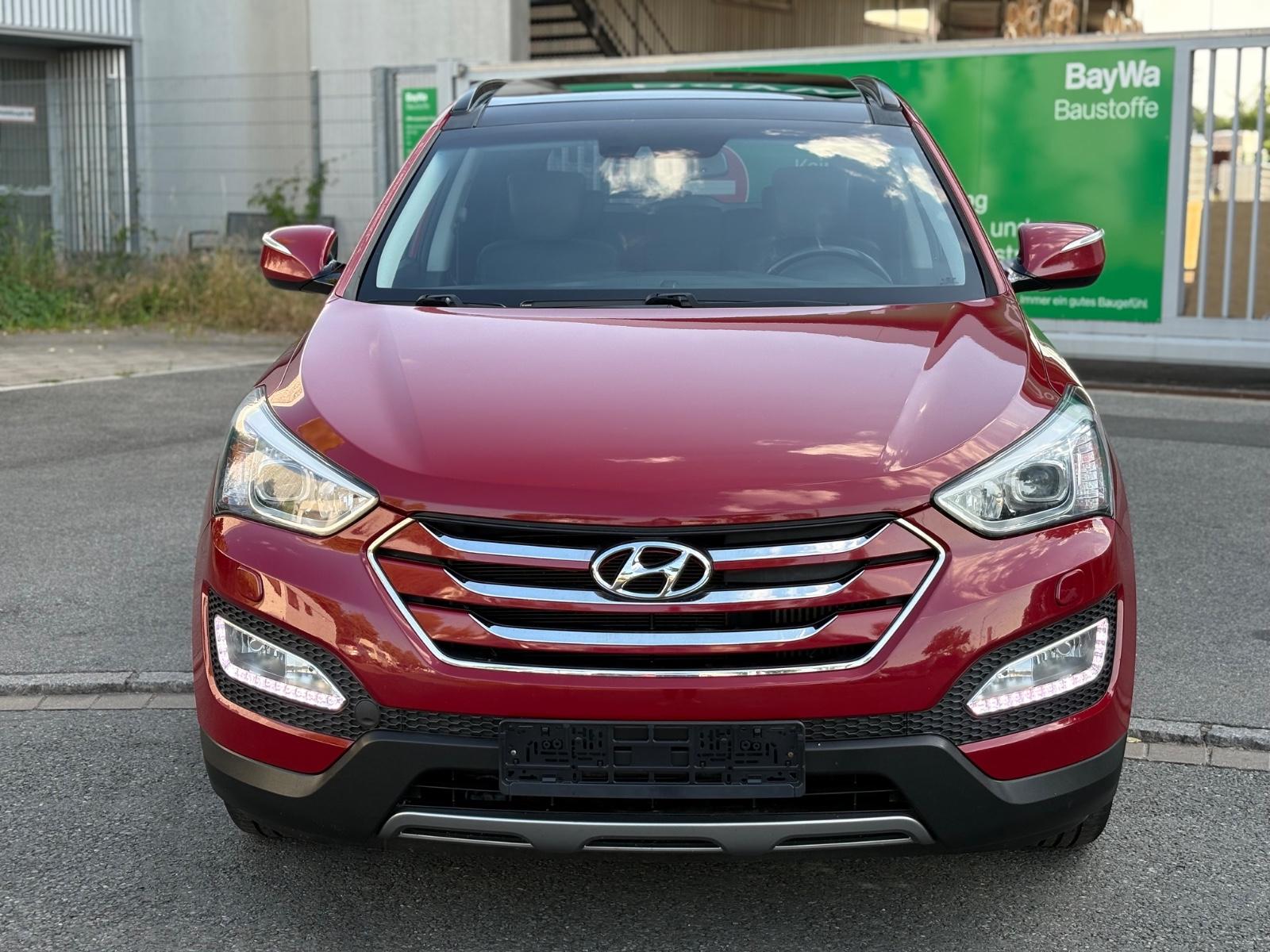 Hyundai Santa Fe Style 2WD*Panorama*NAVI*Bi-Xenon*Leder*