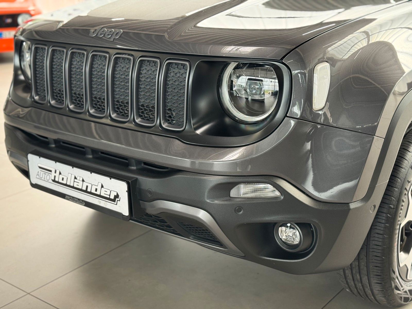 Fahrzeugabbildung Jeep Renegade 2.0D Trailhawk 4WD "AHK Navi Soundsys."
