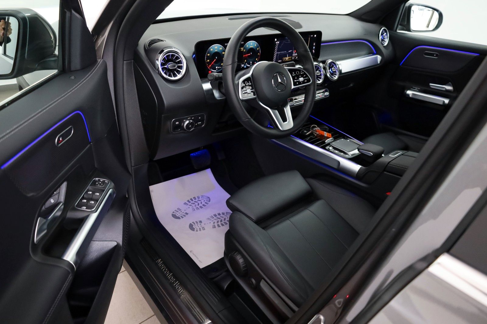 Fahrzeugabbildung Mercedes-Benz GLB 200 Progressive,Leder,Navi,LED,SH,Kamera,DAB