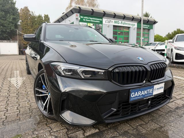 BMW 330d xDrive Touring M SPORT PRO PANO STANDH. AHK