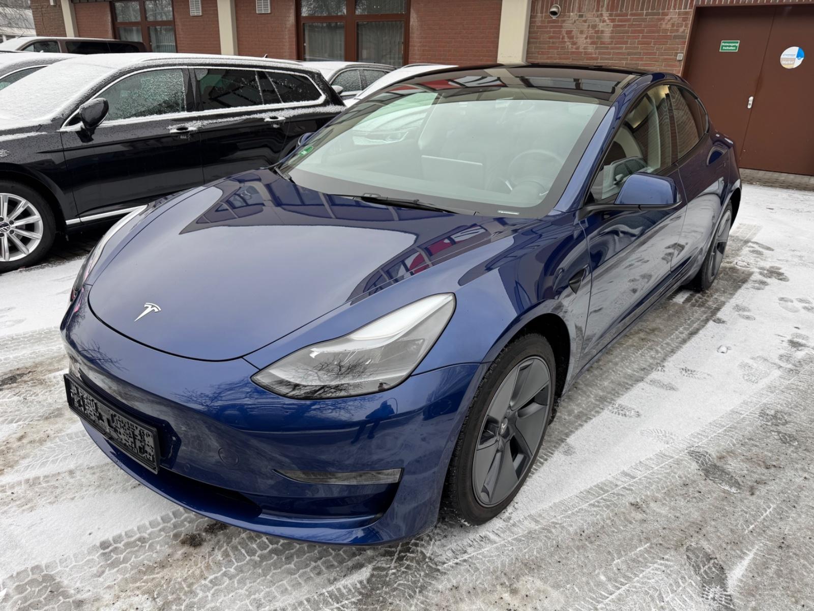 Tesla Model 3 Long Range Dual AWD