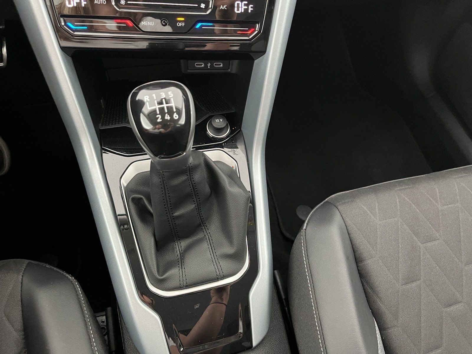 Volkswagen T-Roc - Bild 13
