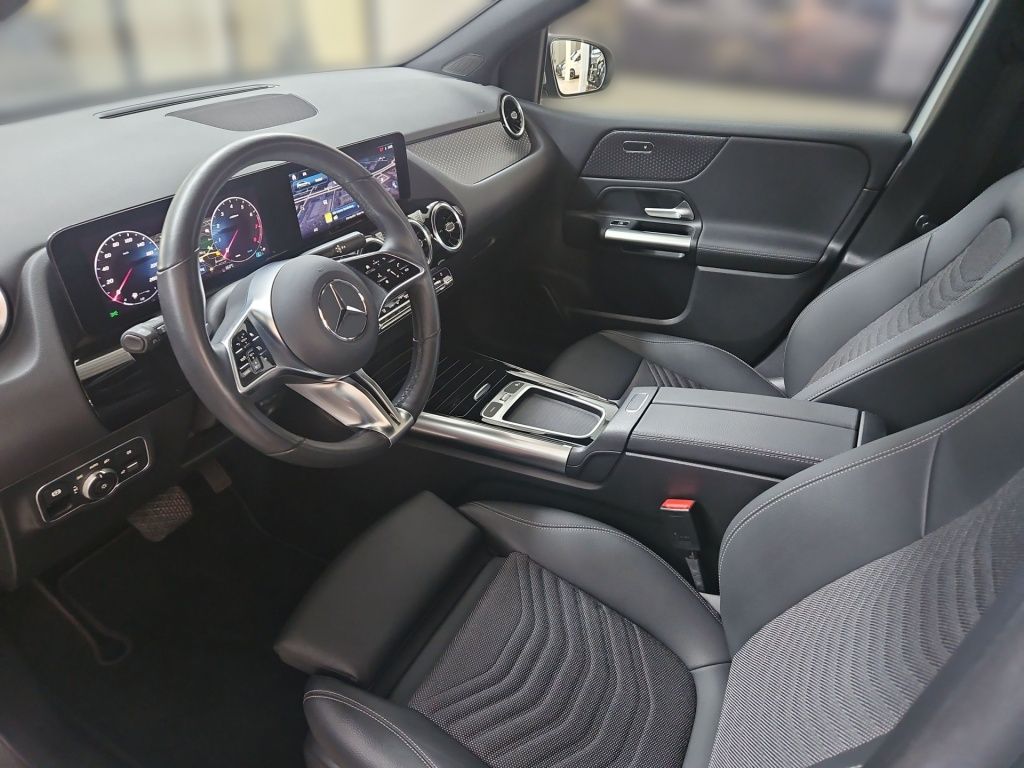 Fahrzeugabbildung Mercedes-Benz B 180 Progressive AHK Navi LED SHZ SpurH KAM DAB