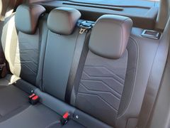 JEEP AVENGER Altitude WinterPaket+Allwetter+Navi+Kame