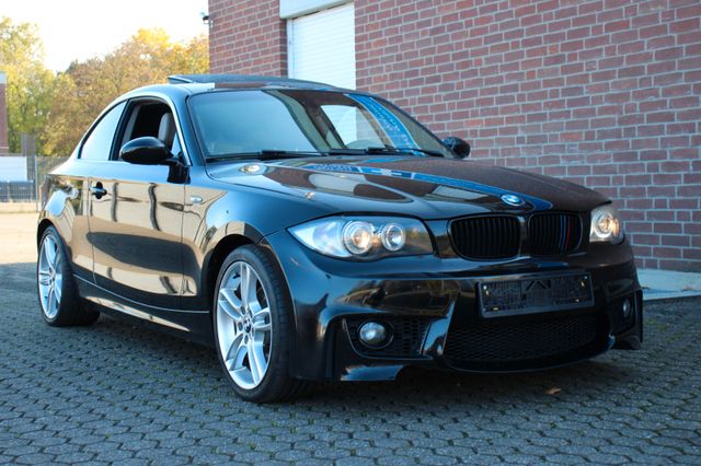 BMW 120d Coupe M PAKET  LEDER NAVI SHZ PDC 8 FACH