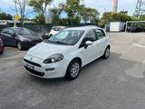 Fiat Grande Punto 1.2 5p Actual 2013 118.000km N - weiße Fiat Grande Punto
