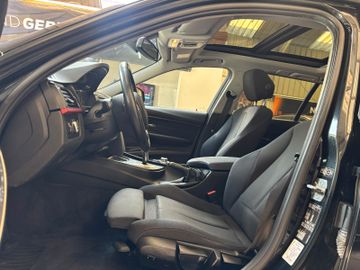 BMW 318 - 12