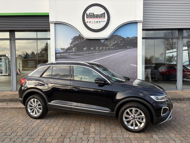 Volkswagen T-Roc 1.5 TSI Style DSG AHK Navi Matrix