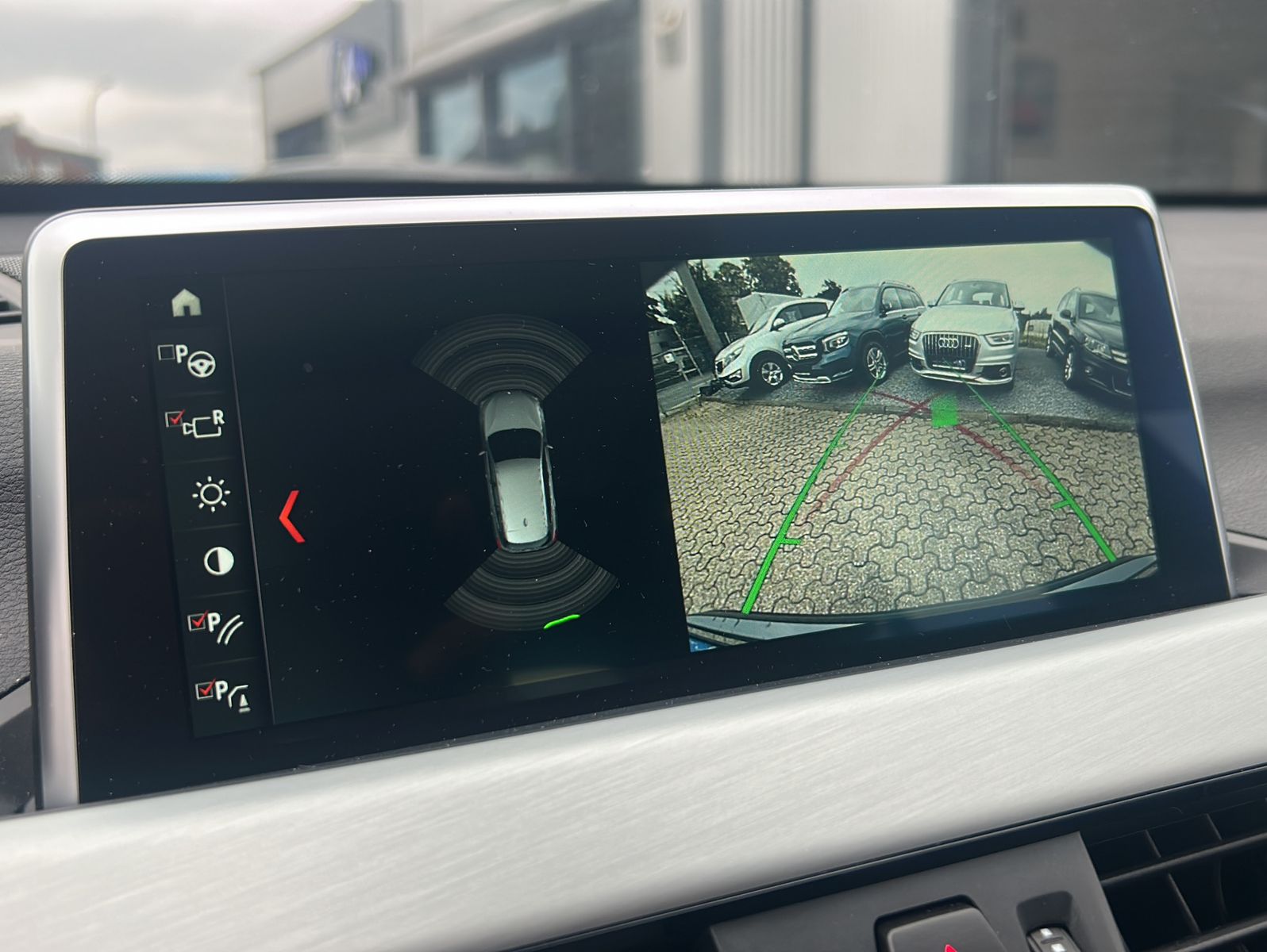 Fahrzeugabbildung BMW X1 xDrive 25 d Sport Line